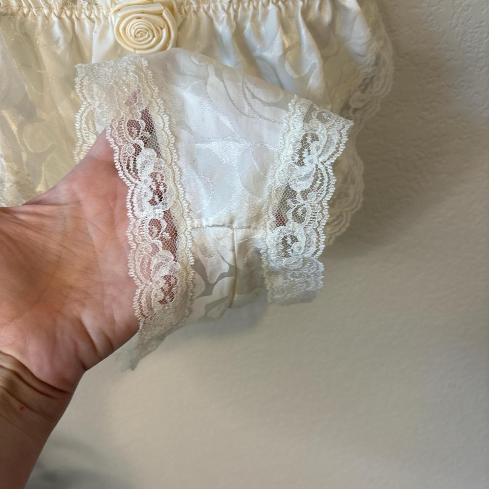 Lily of France Cream Lace bodysuit - Picture 3 of 7